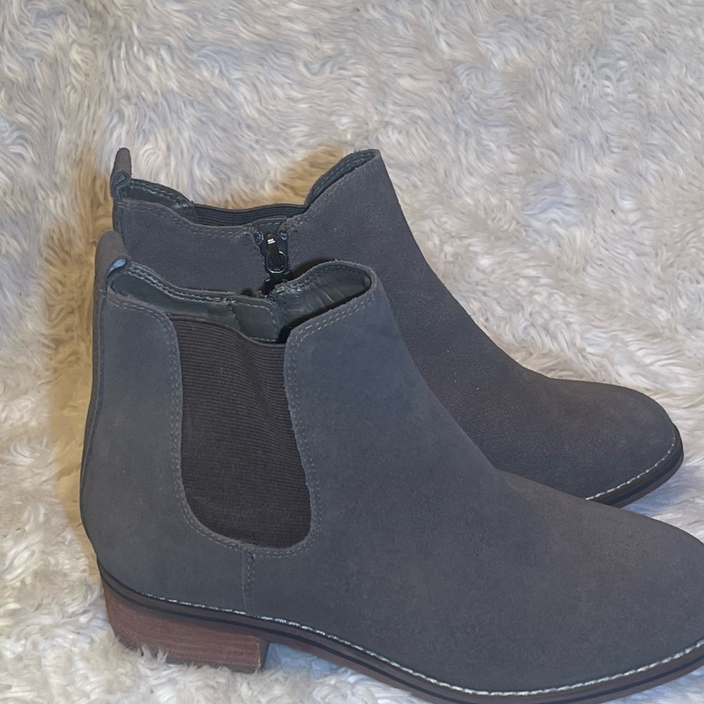 Aqua college women’s waterproof ankle boots size 7